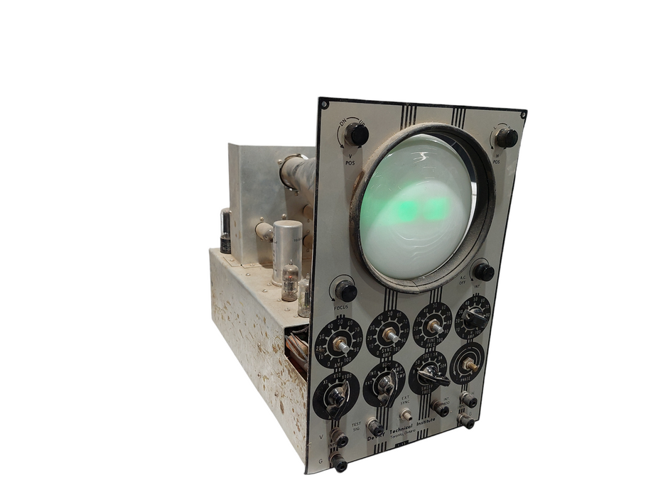 Vintage 1960's DeVry Technical Institute 1-15 Waveform Oscilloscope =