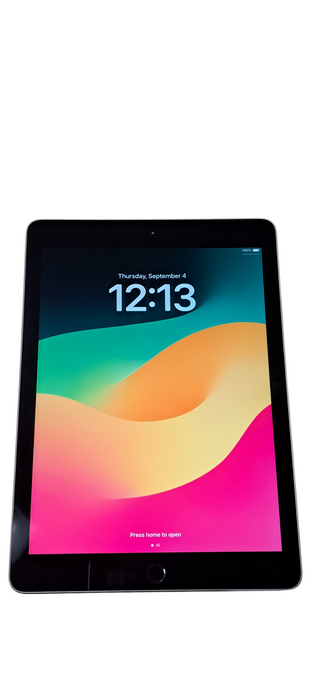 Apple iPad 6th Gen - 128GB - Space Gray A1893 | READ