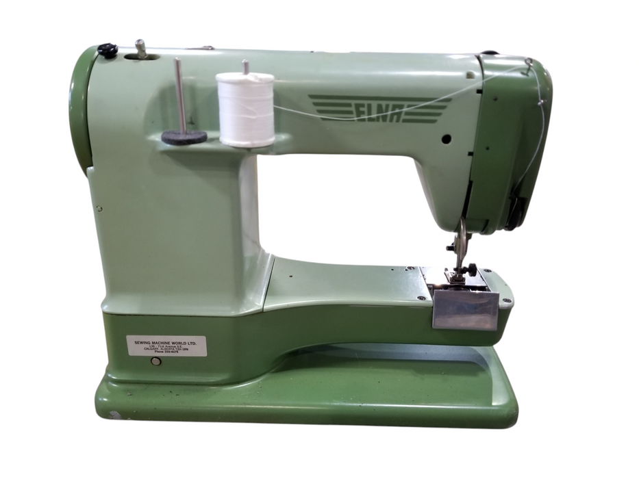 Vintage ELNA Supermatic 722010 Sewing Machine w/Case *READ*