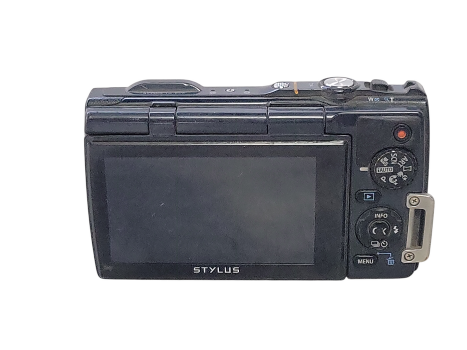 Olympus Stylus Tough TG-850 Flip Screen Digital Camera w/Battery, READ _