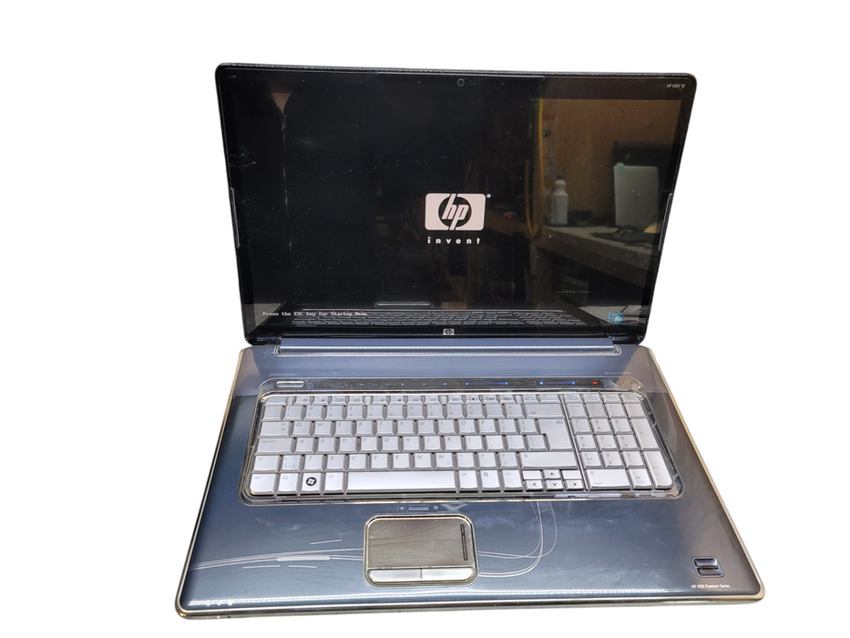 HP HDX18 Media Center Laptop Core 2 Duo Q9000 4GB DDR3 GT 130M NO HD/NO OS β BudLap