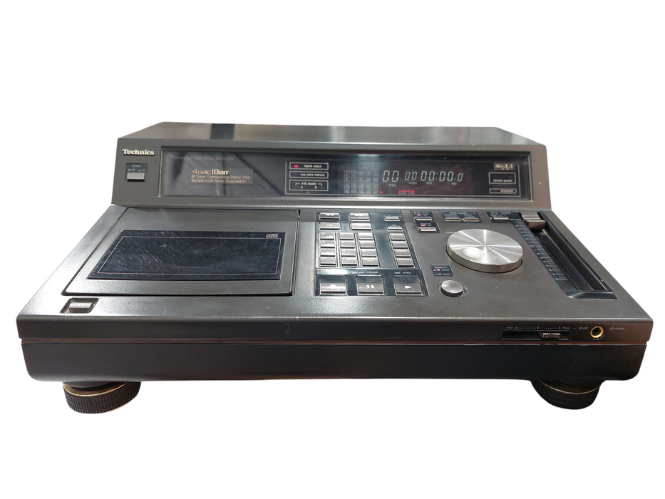 Technics Compact Disc Player Model: SL-P1300 Class AA  =