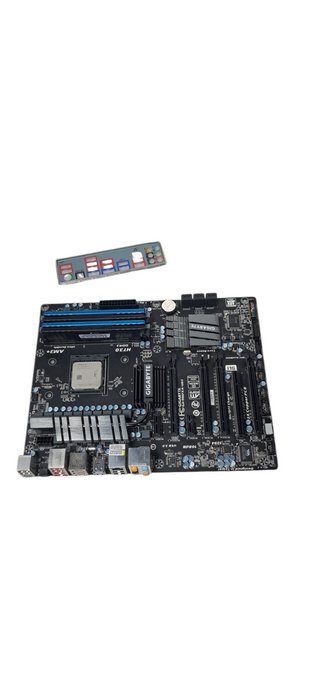 Gigabyte 990FXA-UD3 ATX Motherboard W/ 32GB RAM & AMD FX(tm)-8320