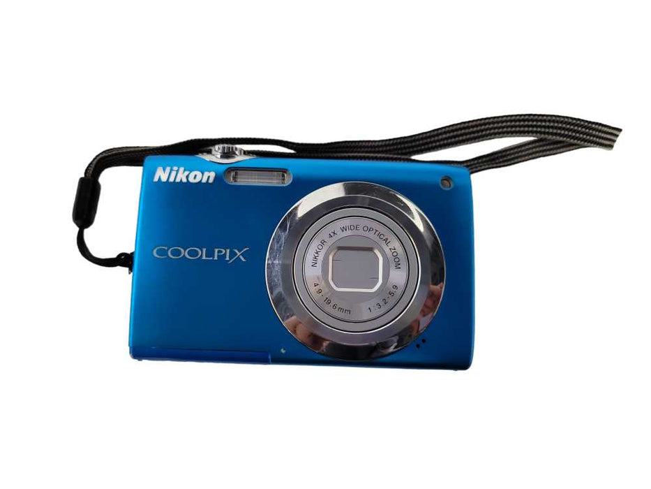 Nikon Coolpix S3000 & Canon SD1100 IS Digital Camera !