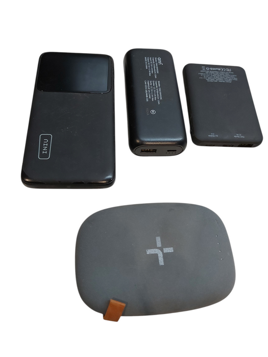Lot 4x Power Banks - Assorted Brands - Read Description