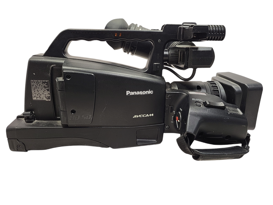 Panasonic AG-HMC80P 3MOS AVCCAM HD Shoulder Mount Camcorder READ $