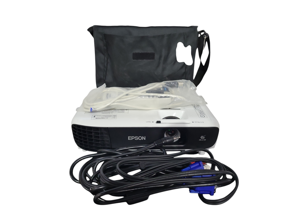 Epson EX3260 Projector With Remote, Cables & Carrying Bag Lamp Hours: 52 !