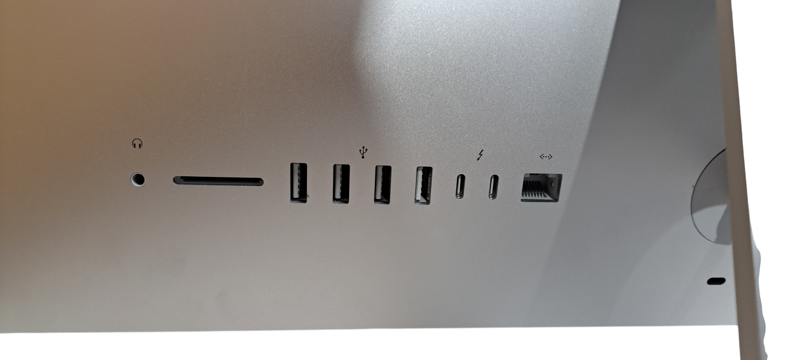 iMac 1418 i5-7400|8GB RAM DDR4|256GB SSD|Radeon Pro 555 GPU