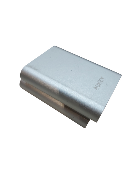 Lot 2x Power Banks 10400 mAh -Assorted Brand -Read Description