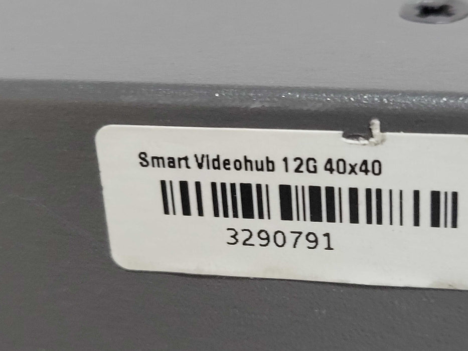 Blackmagic design Smart Video hub 12G 40x40 unit only, READ _