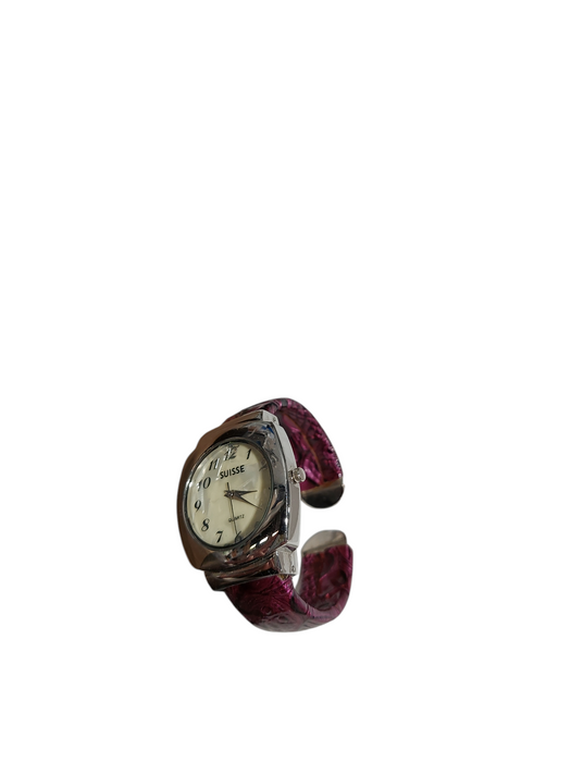 Ladies Suisse P712 Quartz Japan Movement Mother of Pearl Bangle Watch =