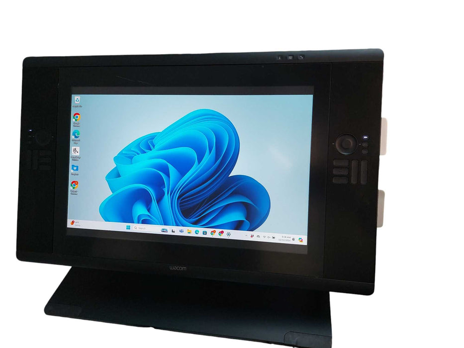 Wacom Cintiq 24HD LCD Tablet Model: DTK-2400 =