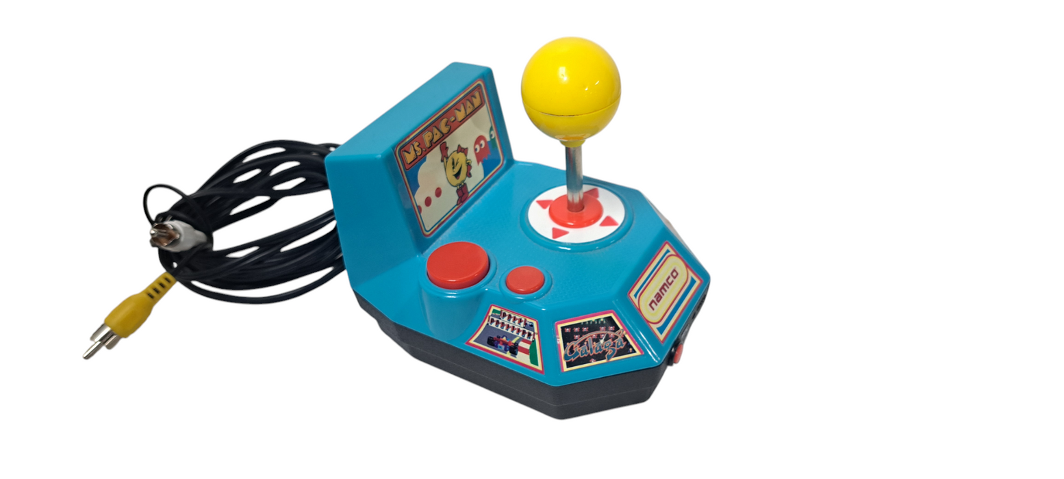 Ms. Pac-Man 5 in 1 Plug and Play 2004 Jakks Pacific TV Namco Video Game