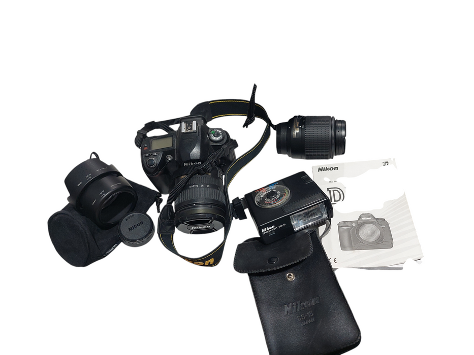 Nikon DigitalCamera Package SB-15 , D70s , HB-34,HB-32, DX SWM ED 55-200mm  =