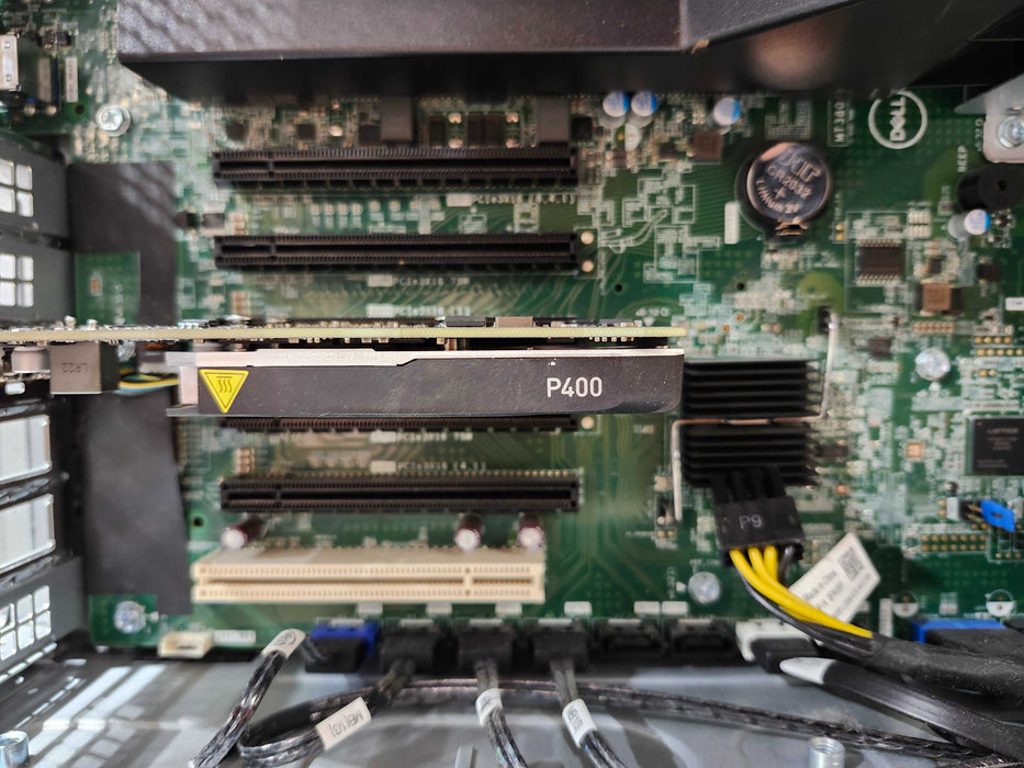 Dell PowerEdge T5820, Xeon W-2145, 32GB DDR4, P400, No HDD, 425W PSU