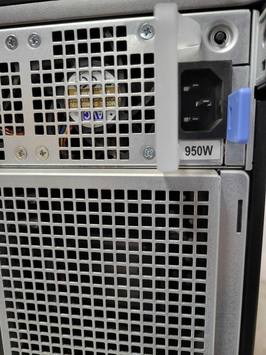 Dell T5820 Xeon W-2123 3.6GHz, 16GB RAM, AMD W5100 GPU, 250GB SSD+3TB HDD _
