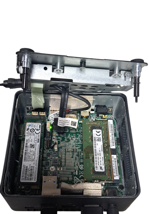 Intel NUC Mini PC BOXNUC8i3BEH1| i3-8109U CPU |8GB DDR4|256GB NVMe Q