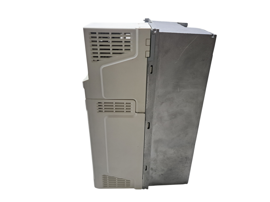 Nidec Control Techniques Unidrive M700-064 00350 A  | 25/25HP 480V 50/60Hz )