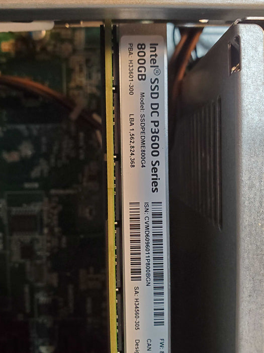 HP EliteDesk 800 G4 SFF i7-8700 3.2GHz 16GB INTEL 800GB SSD DC P3600 NO OS