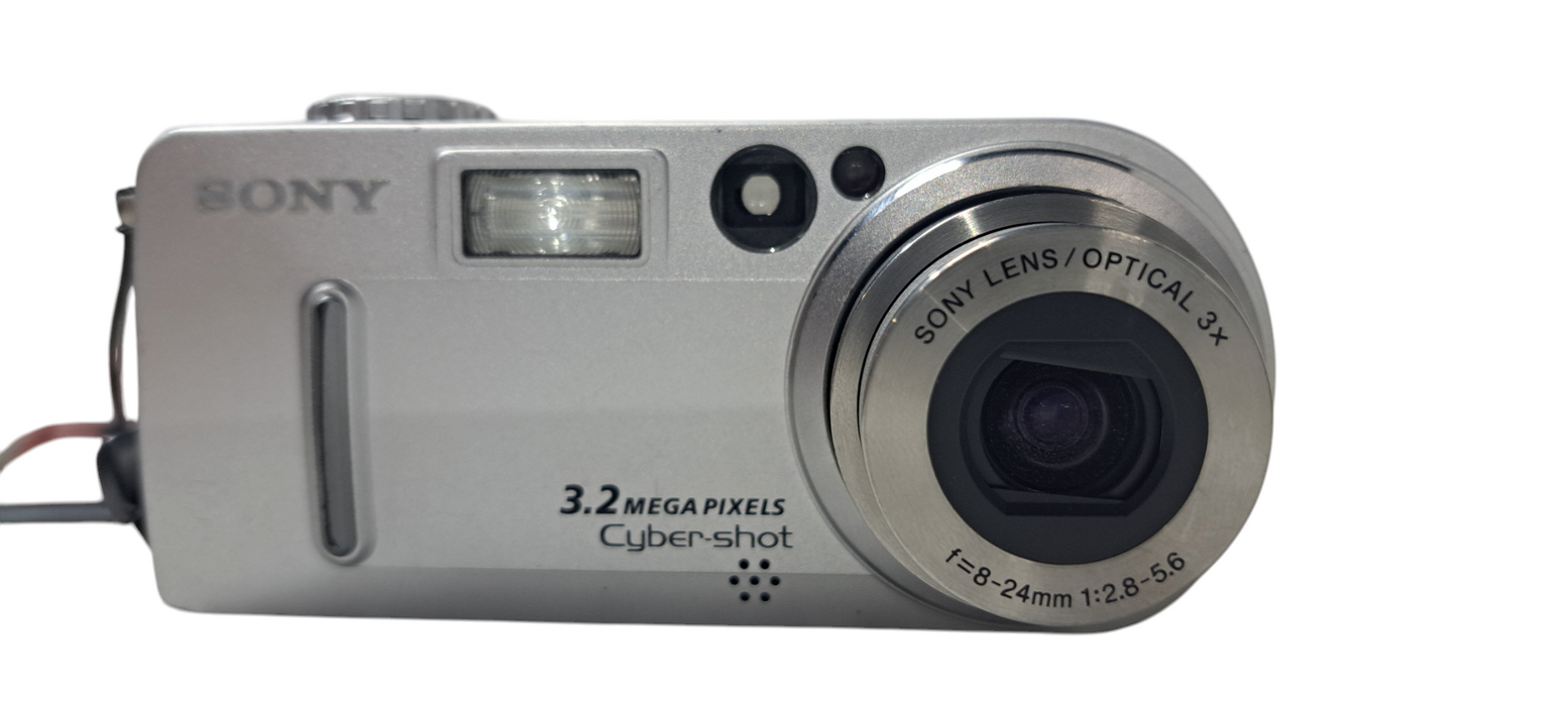 Sony Cyber-shot DSC-P72 3.2MP Digital Camera