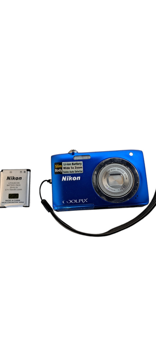 Nikon COOLPIX S2600 Digital Camera 14.0MP 5x Optical Zoom|READ