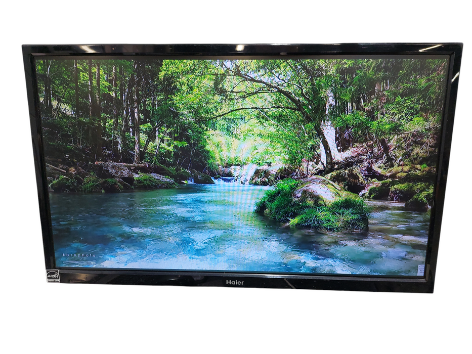 Haier 24" TFT- LED LCD Colour TV with Remote , No Stand Model: LE24F33800 =