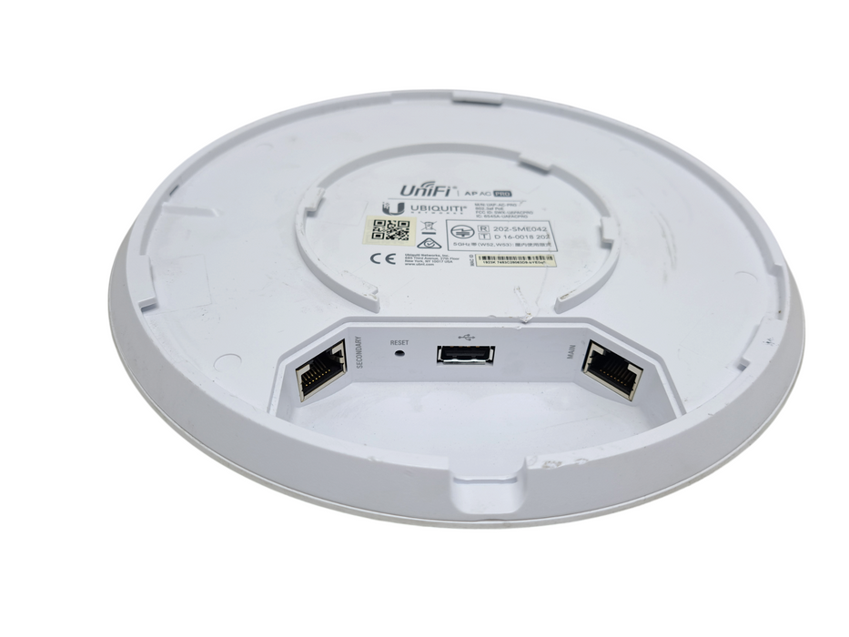 Ubiquiti Networks UAP-AC-PRO 1300Mbps Wireless Access Point Q)