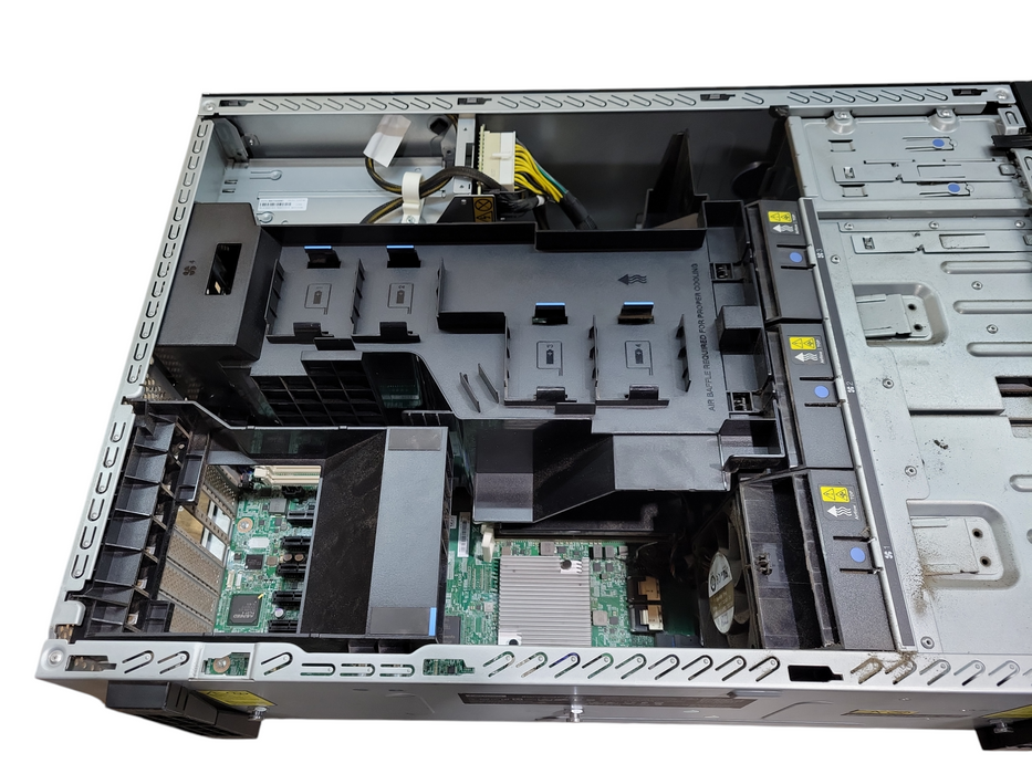 Lenovo ThinkSystem ST550 Intel 2x Xeon Bronze 3106 8GB RAM !
