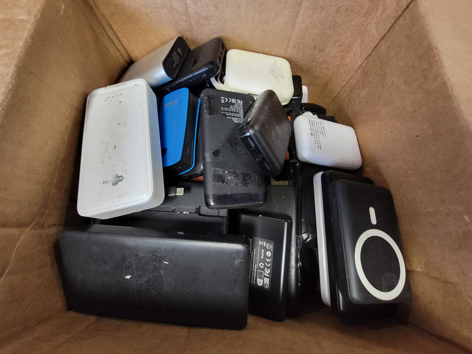 Lot of 65x Power Banks [AS-IS] (