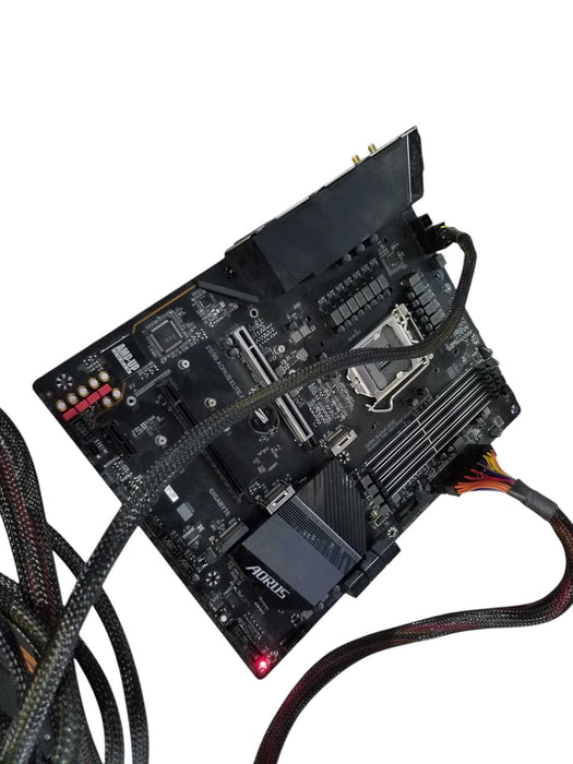 Gigabyte Z590 AORUS Elite AX Motherboard LGA 1200, Intel ATX / FOR PARTS
