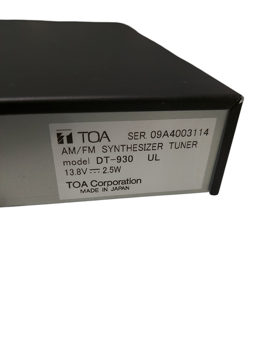 Toa AM/FM Synthesiser Tuner Model: DT-930 =