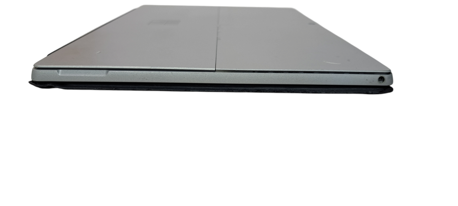 Surface PRO 1796 Intel Core |i7-7660U|8GB RAM|256GB SSD W/ AC
