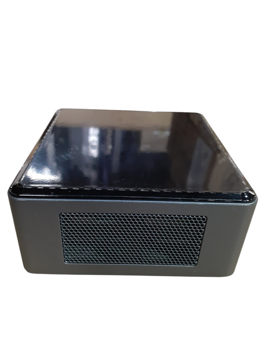 Intel NUC8i7BEH i7-8559U @ 2.70GHz 12GB DDR4  256GB NVMe