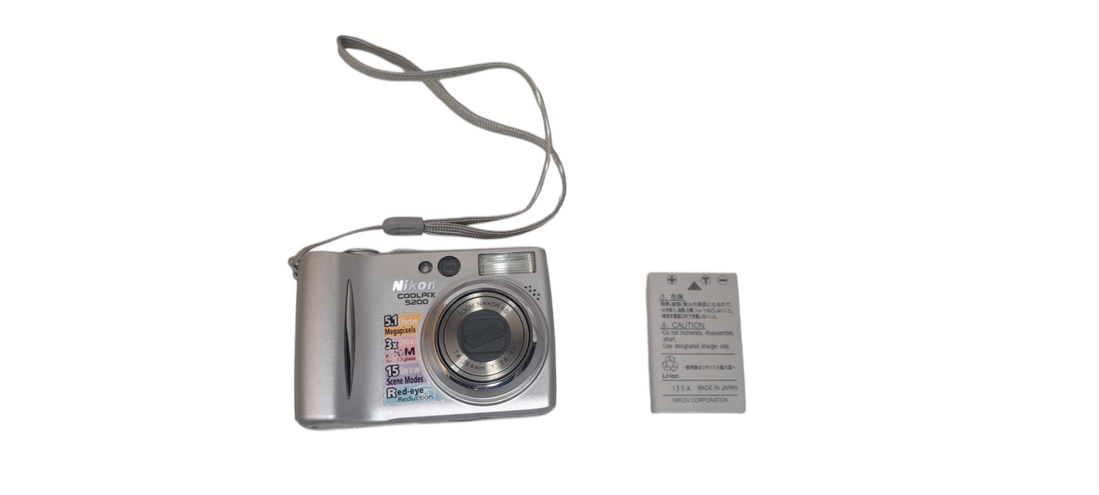 Nikon Coolpix E5200 5.1 Mega Pixels Compact Digital Camera