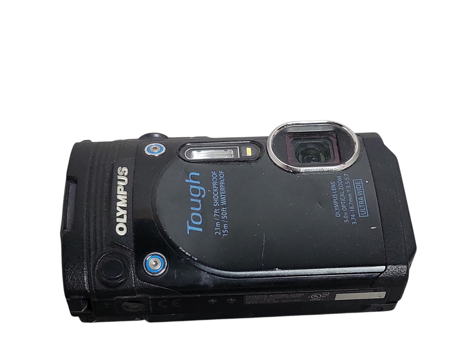 Olympus Stylus Tough TG-860 16.0MP Digital Camera, READ _