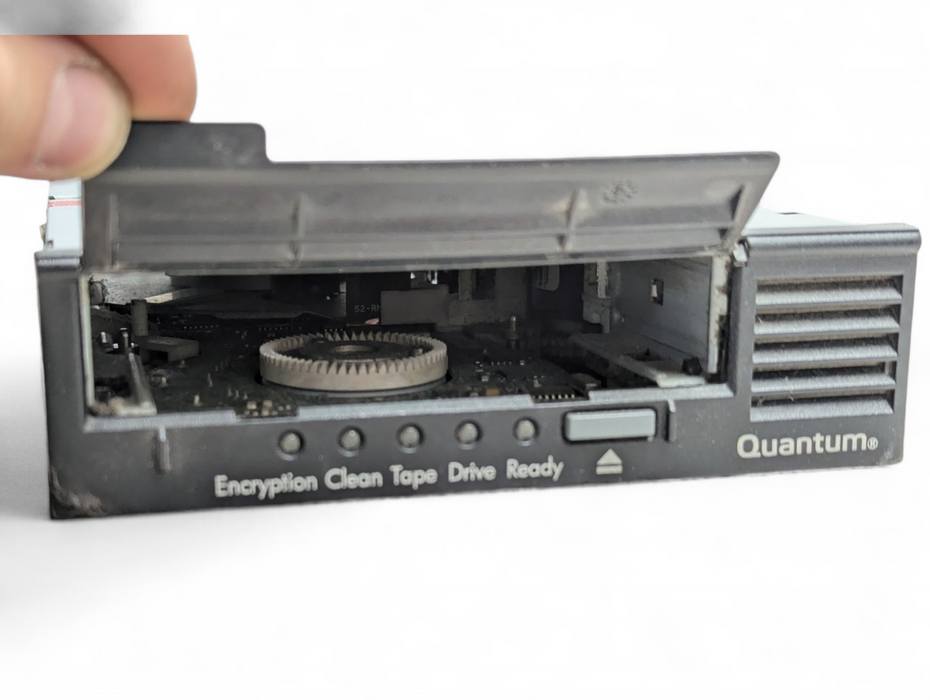 Quantum RC-L52AN  TF7100-011 LTO-5 Tape Drive Please READ  -