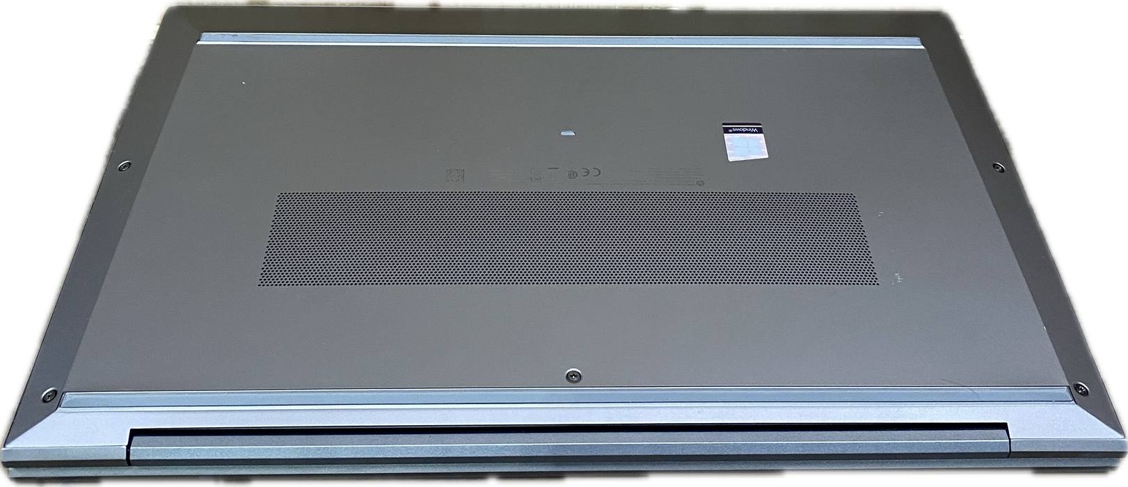 HP ZBook Firefly 15' G7 i7-10510U@1.80GHz 16GB RAM 256GB SSD  Lap200