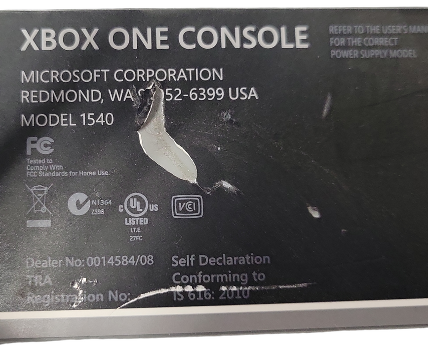 Microsoft Xbox One Console Model 1540. READ _