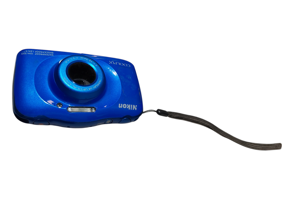 Nikon CoolPix W150 Digital Camera  =