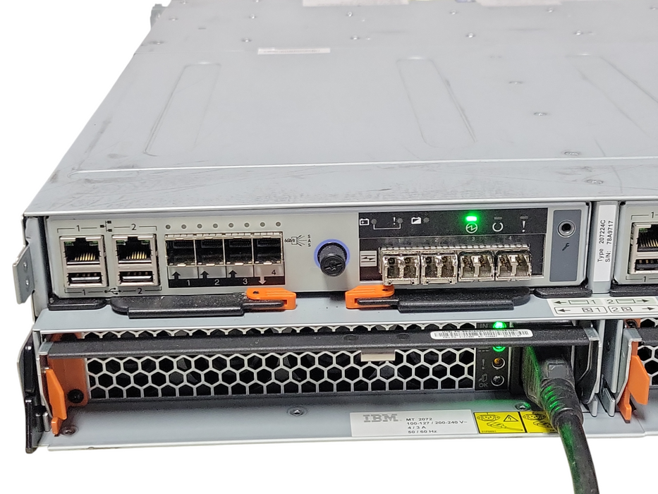 IBM Storwize V3700 00Y26,13 24 Bay Expansion Array w/ 2x 00RY382 Controller _