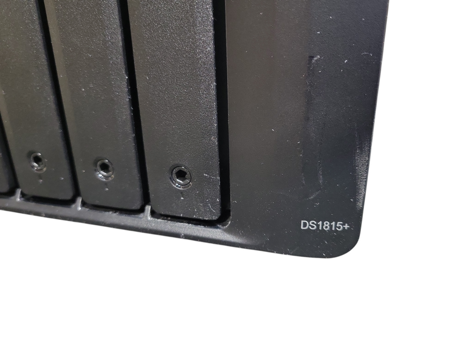 Synology DiskStation DS1815+ 8-Bay NAS Working With 6x 3TB 2x 2TB HDDs !