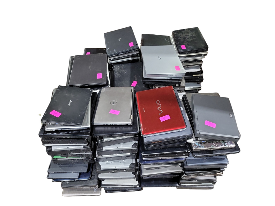 Lot 250x C2D/AMD/Pentium Mixed brand Laptops AS-IS