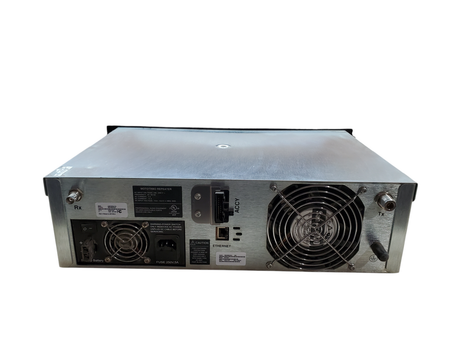 Motorola XPR 8300 AAM27QPR9JA7AN UHF Repeater *READ*
