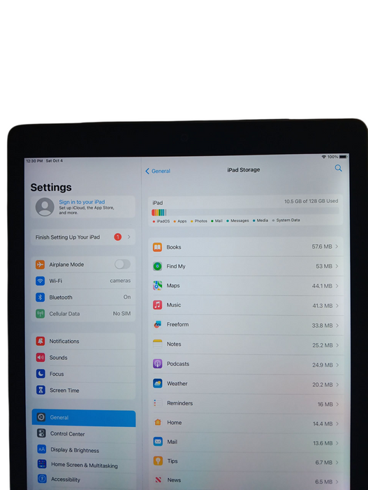 Apple iPad Pro 12.9-inch 1st Gen - Space Gray 128GB [A1652]