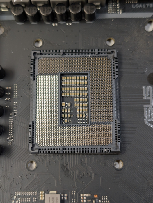 ASUS TUF GAMING H670-PRO WiFi D4 LGA 1700 Intel 12th 13th 14th Gen READ  -