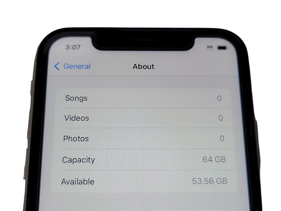 Apple iPhone XR - 64GB - White [A1984]