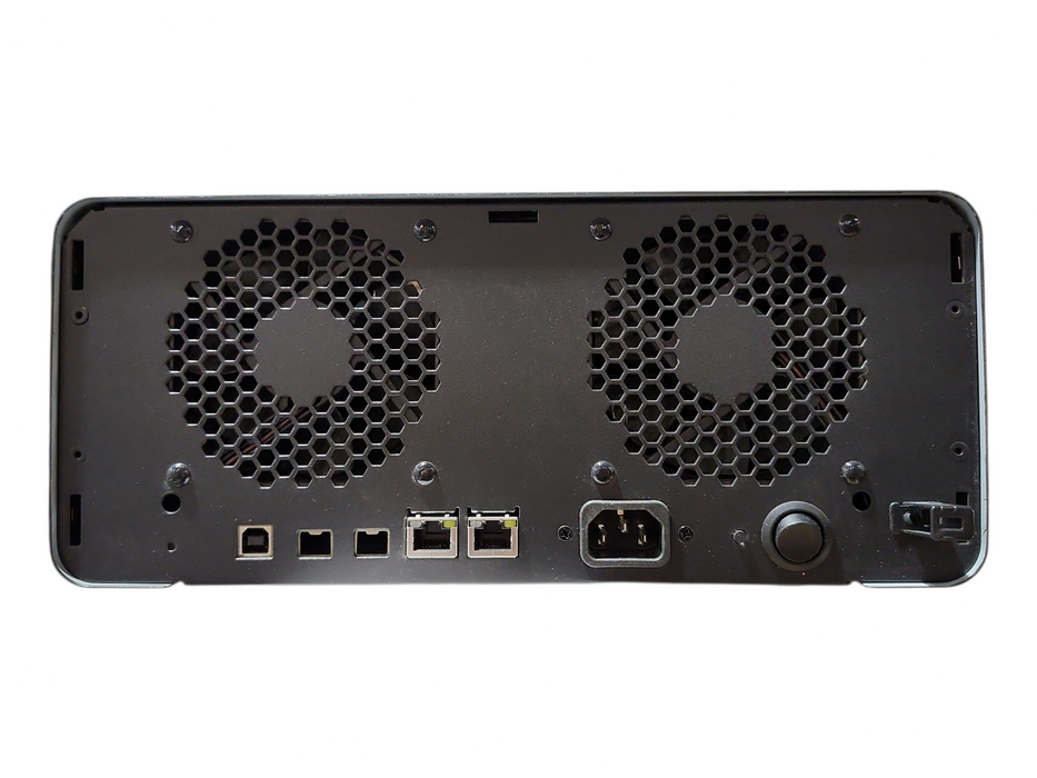 Drobo B800i iSCSI 8 Bay Business Storage Array w/ 2x 2TB HDDs