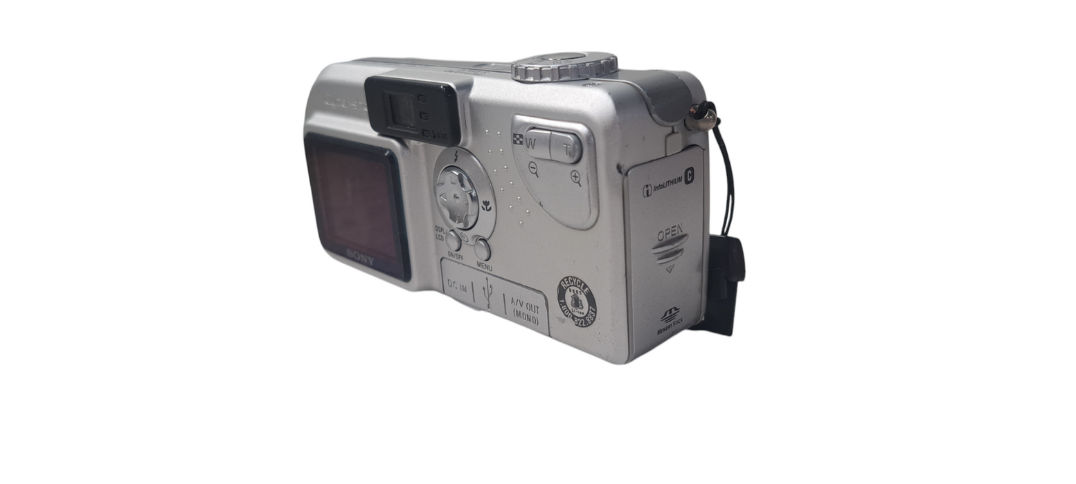 Sony Cyber-shot DSC-P72 3.2MP Digital Camera