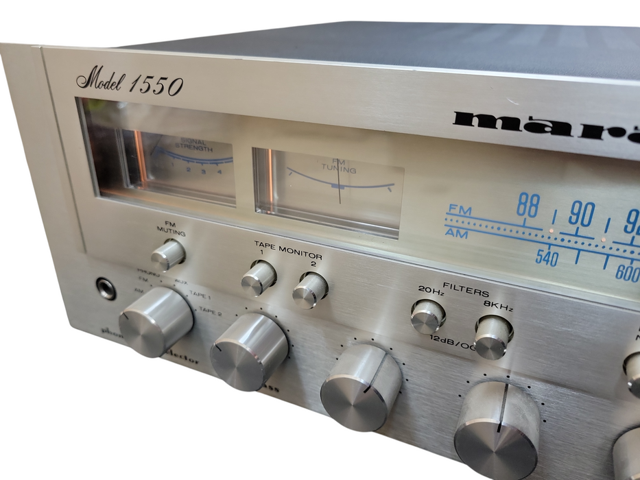 Marantz Model 1550 Vintage Stereo Receiver READ !