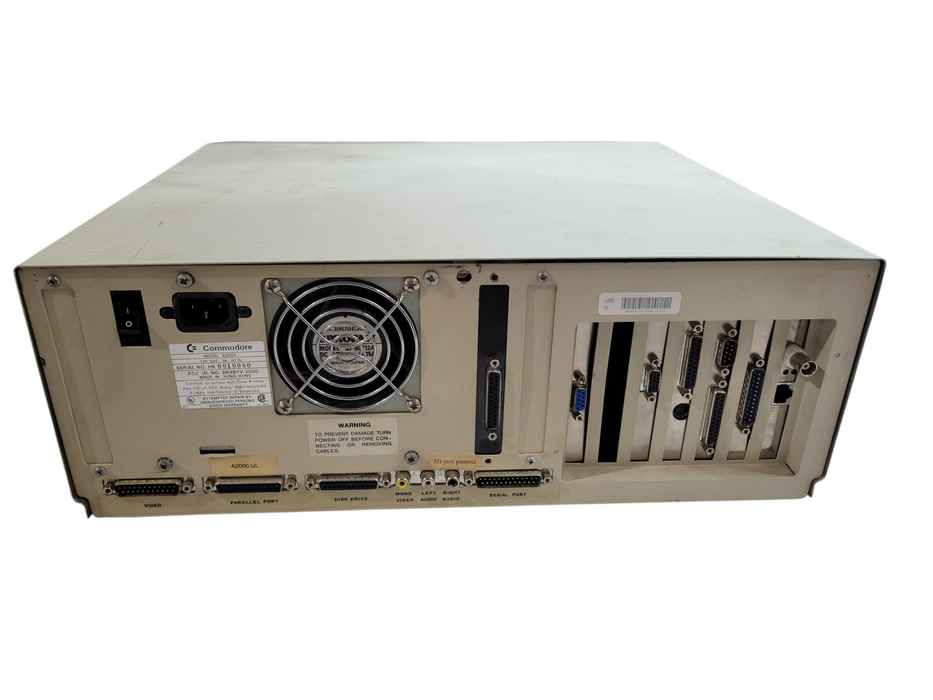 Comodore Amiga 2000 (READ) %